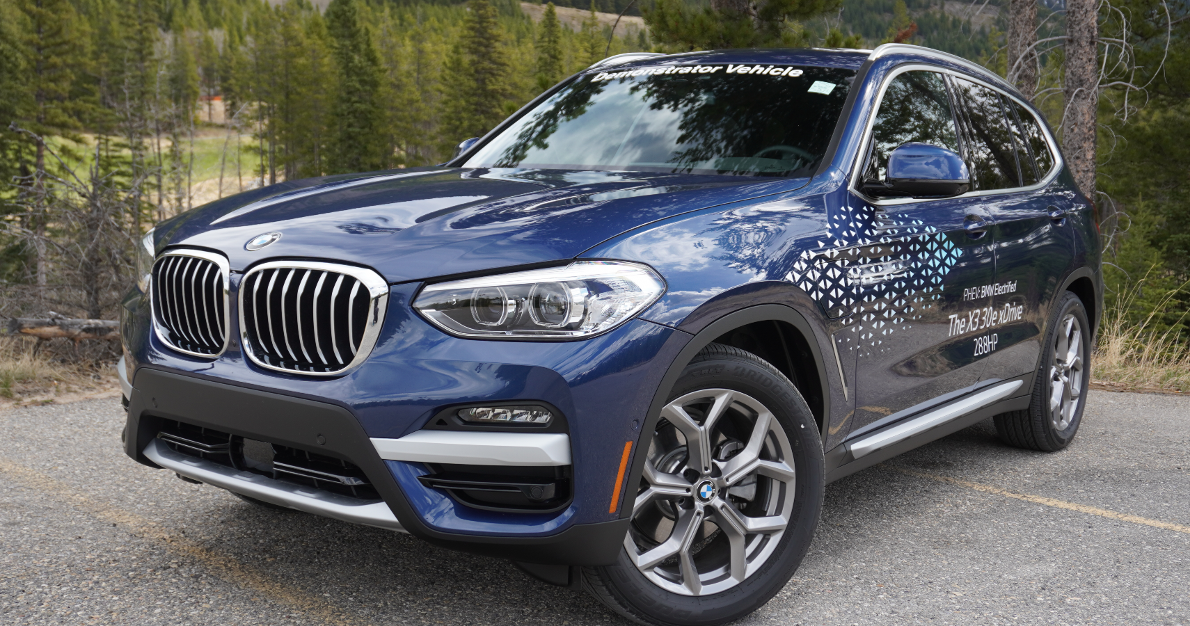 The New 2021 BMW X3 xDrive30e Is A Sophisticated Plug-In Compact Crossover