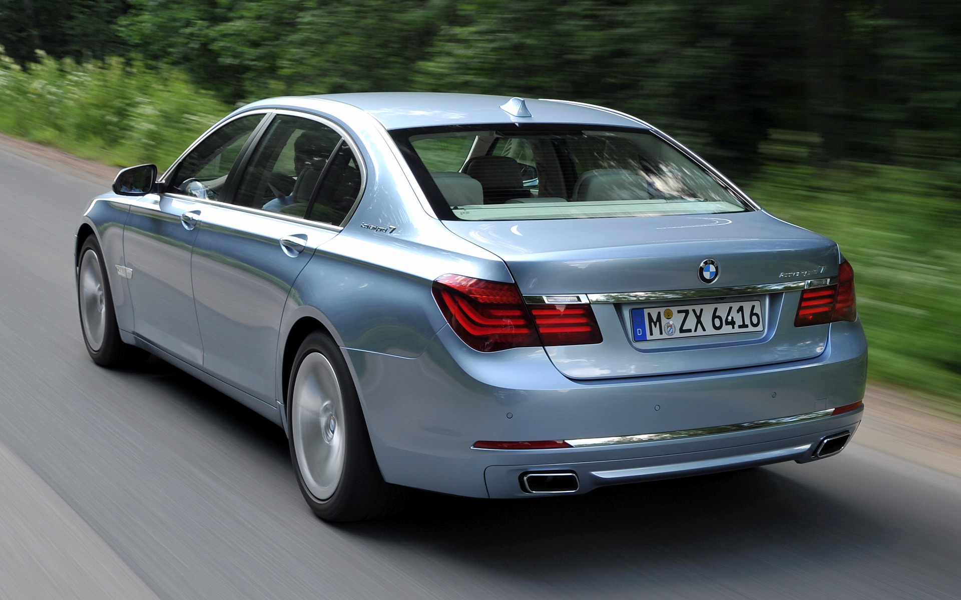 2012 BMW ActiveHybrid 7 [LWB] - Wallpapers and HD Images | Car Pixel