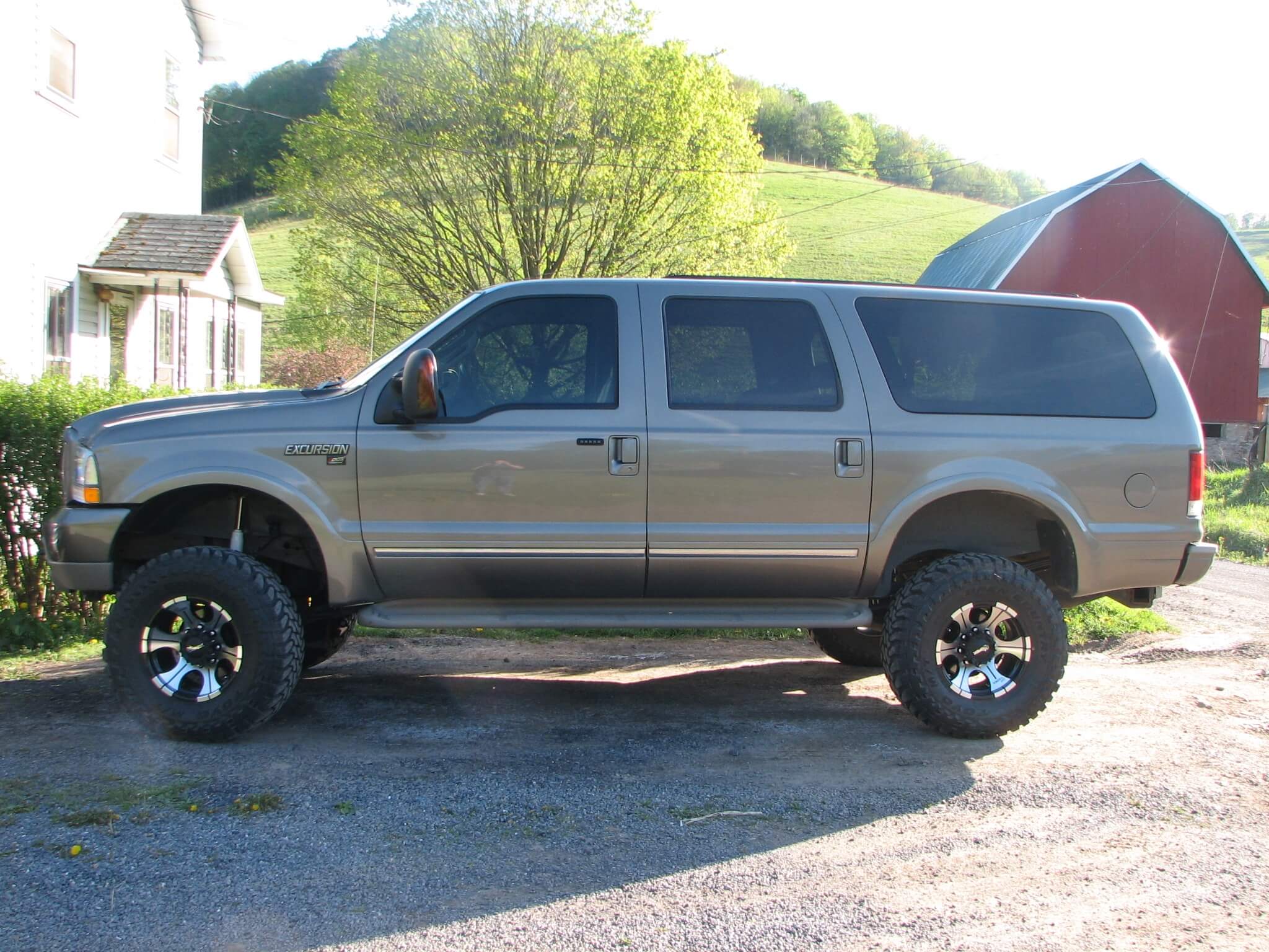 6" Ford Excursion Lift Kit Review - Zone Offroad News