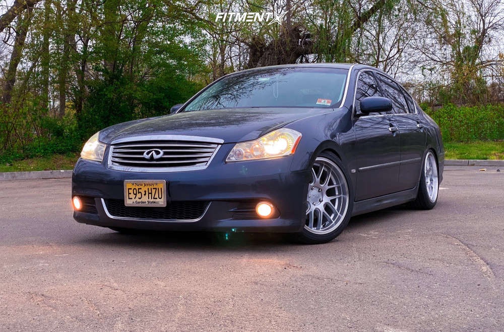 2009 INFINITI M35 X with 19x9 XXR 530d and Maxxis 245x40 on Coilovers |  1659934 | Fitment Industries