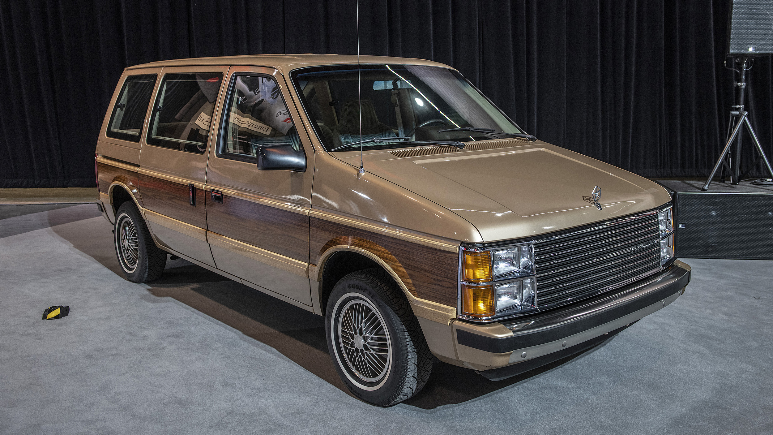 Plymouth Voyager Minivan: Models, Generations and Details | Autoblog