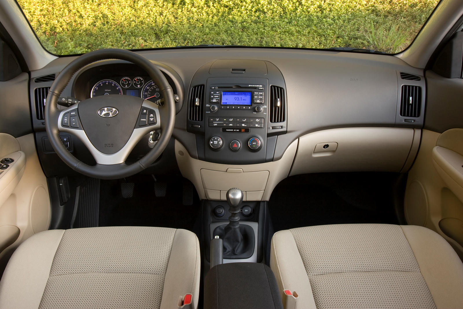 2011 Hyundai Elantra Touring Interior Photos | CarBuzz