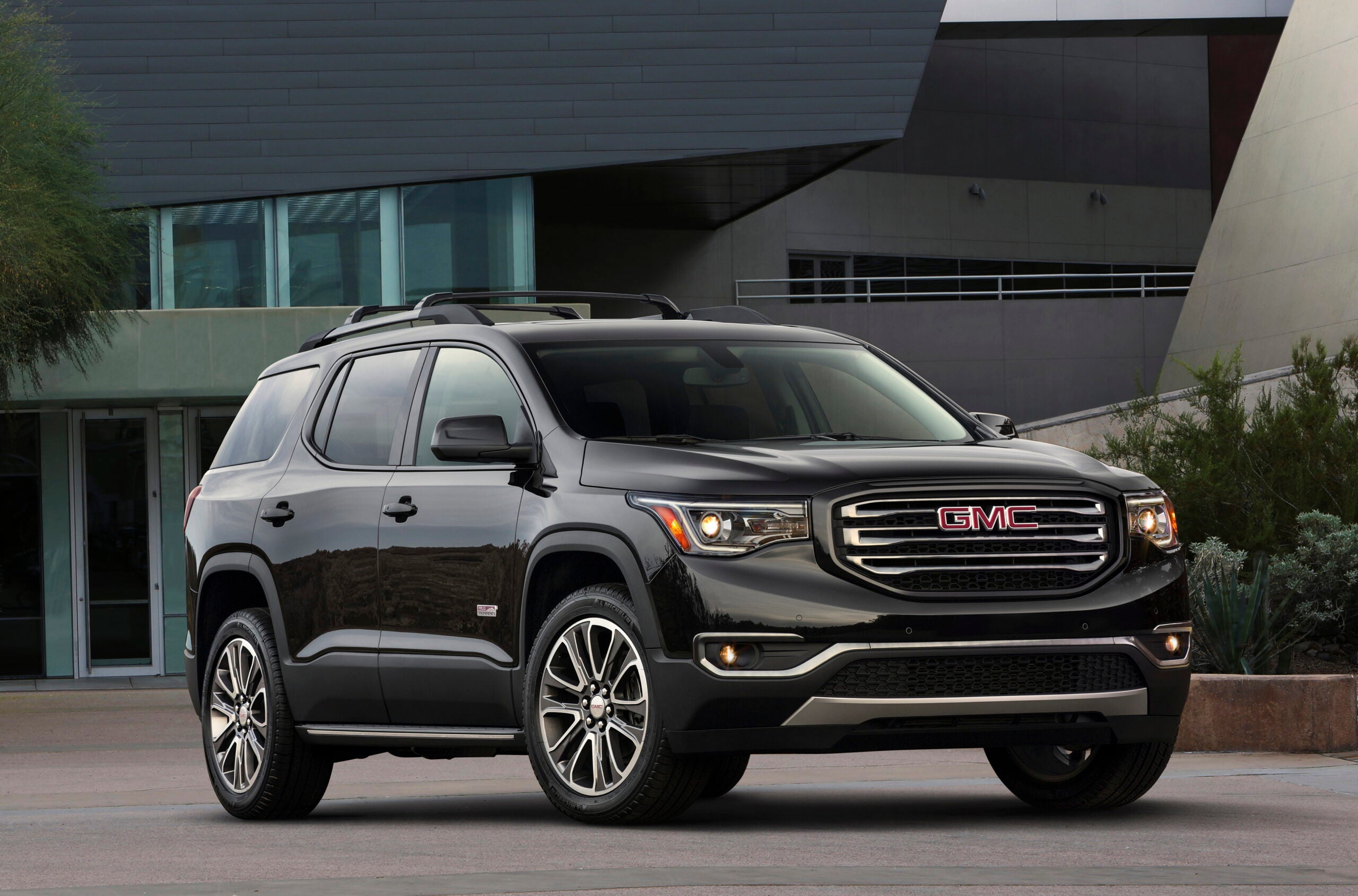 What the experts say about the 2018 GMC Acadia