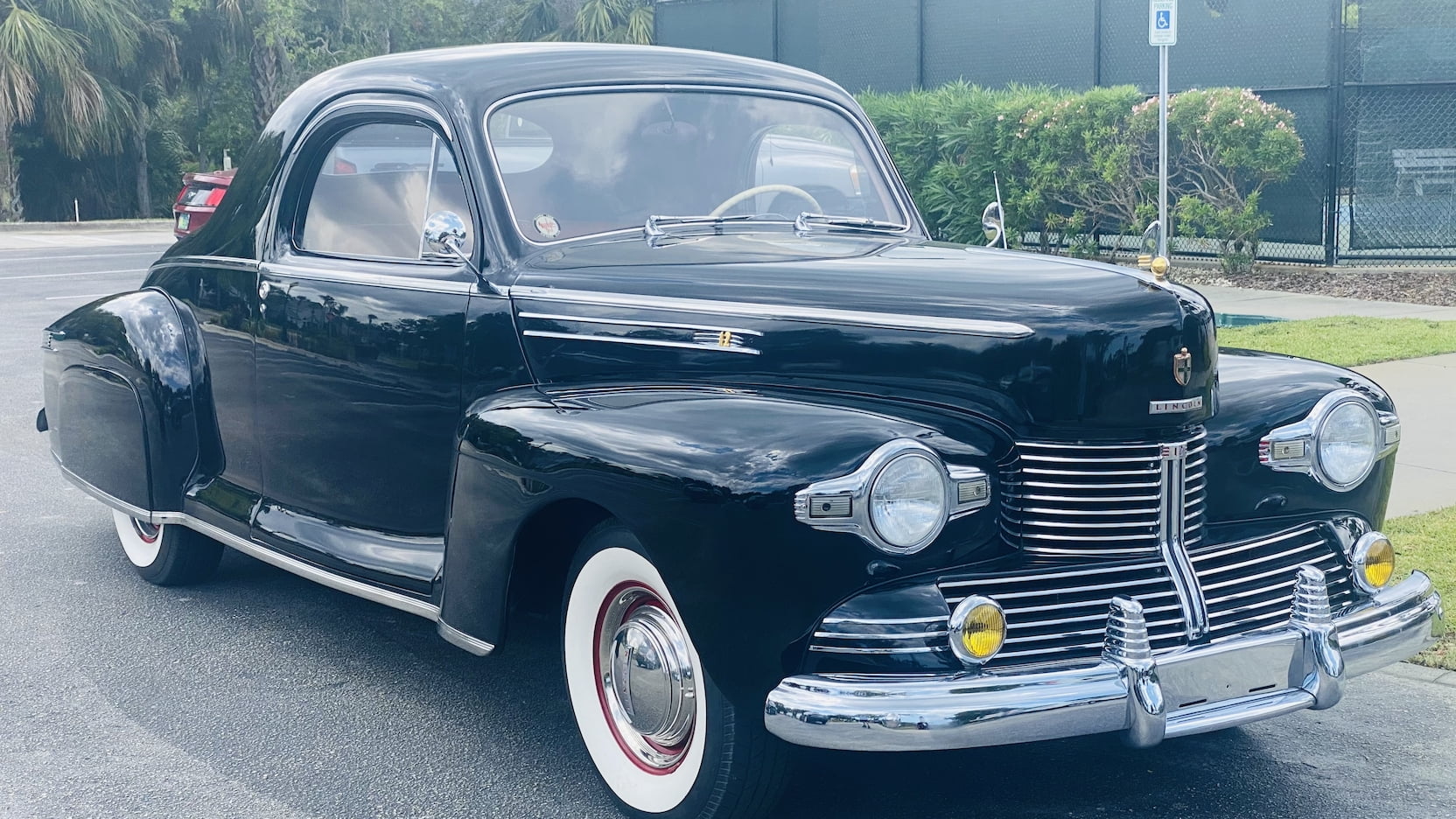 1942 Lincoln Zephyr 3-Window Coupe | S144 | Orlando 2021