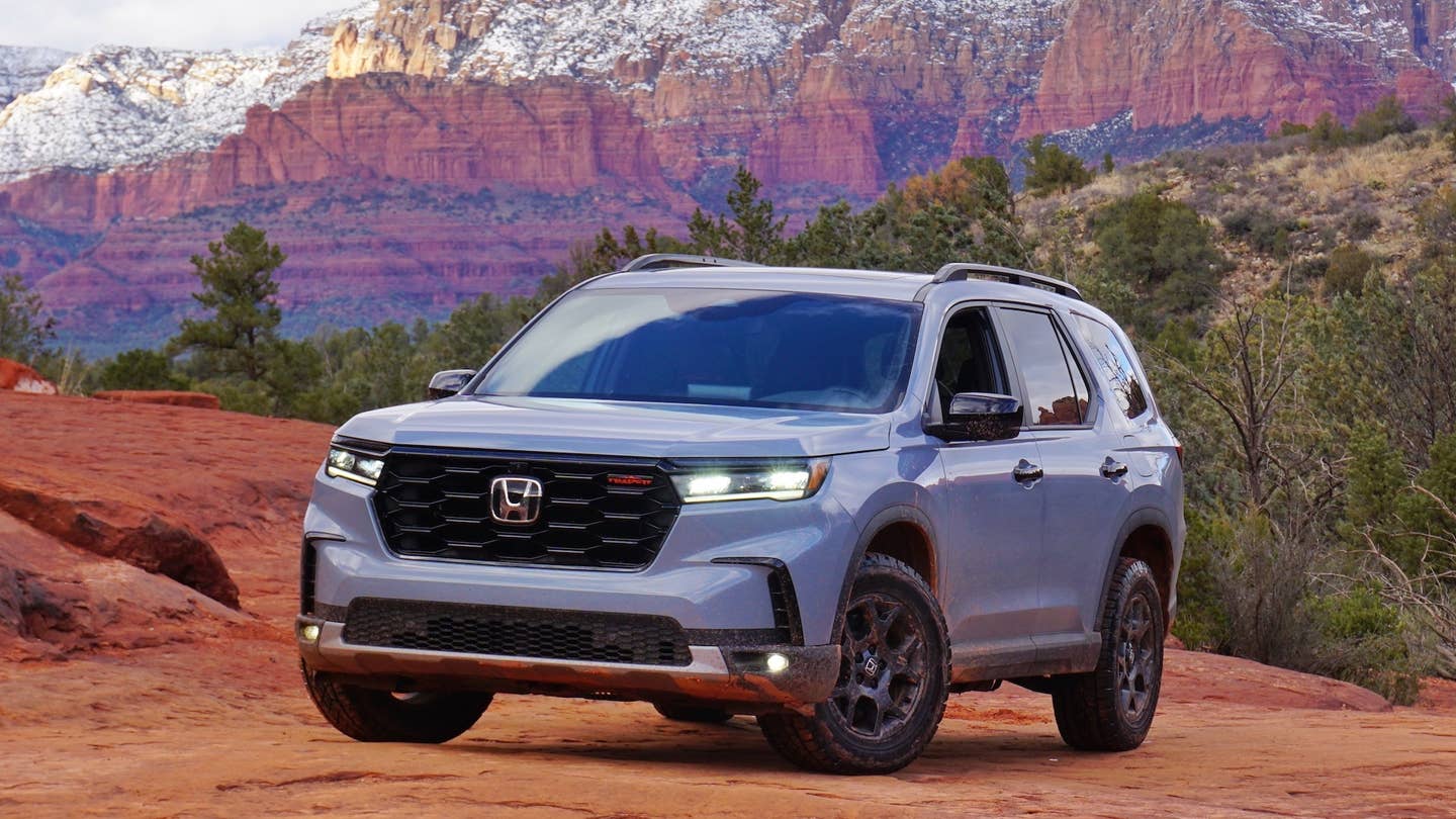 2023 Honda Pilot Trailsport Off-Road Review: More Capable Than It Needs to  Be