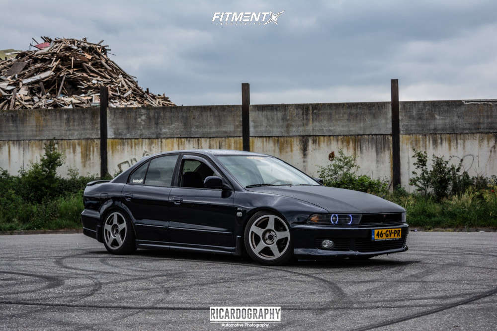 2001 Mitsubishi Galant DE with 17x8 Fifteen52 Tarmac and Michelin 215x45 on  Coilovers | 724519 | Fitment Industries