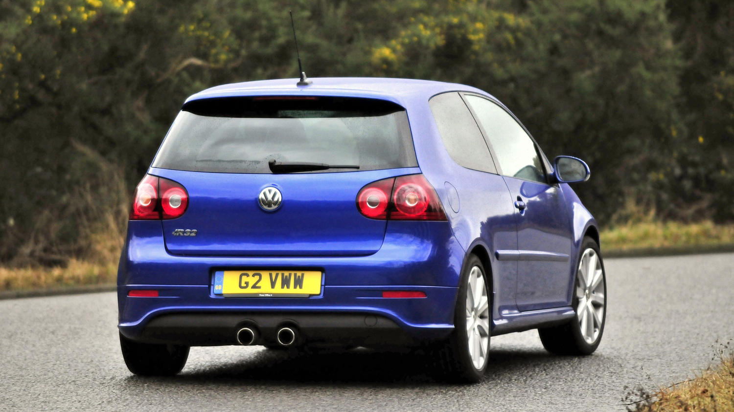 Retro review: the Mk5 Volkswagen Golf R32 Reviews 2023 | Top Gear