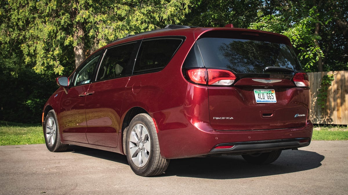 2018 Chrysler Pacifica Hybrid long-term wrap-up: Functionality with  efficiency - CNET