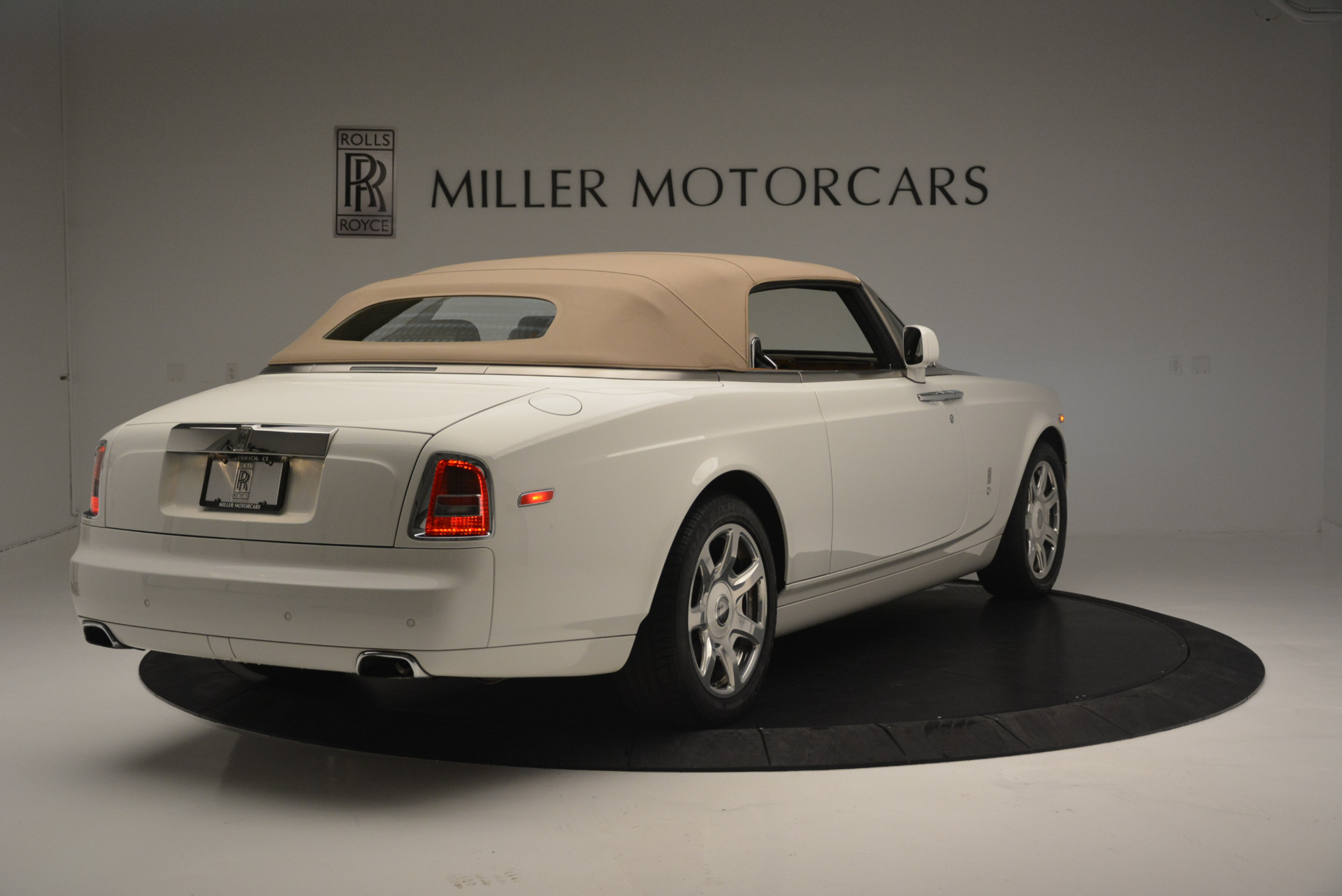 Pre-Owned 2013 Rolls-Royce Phantom Drophead Coupe For Sale (Special  Pricing) | Alfa Romeo of Westport Stock #R470A