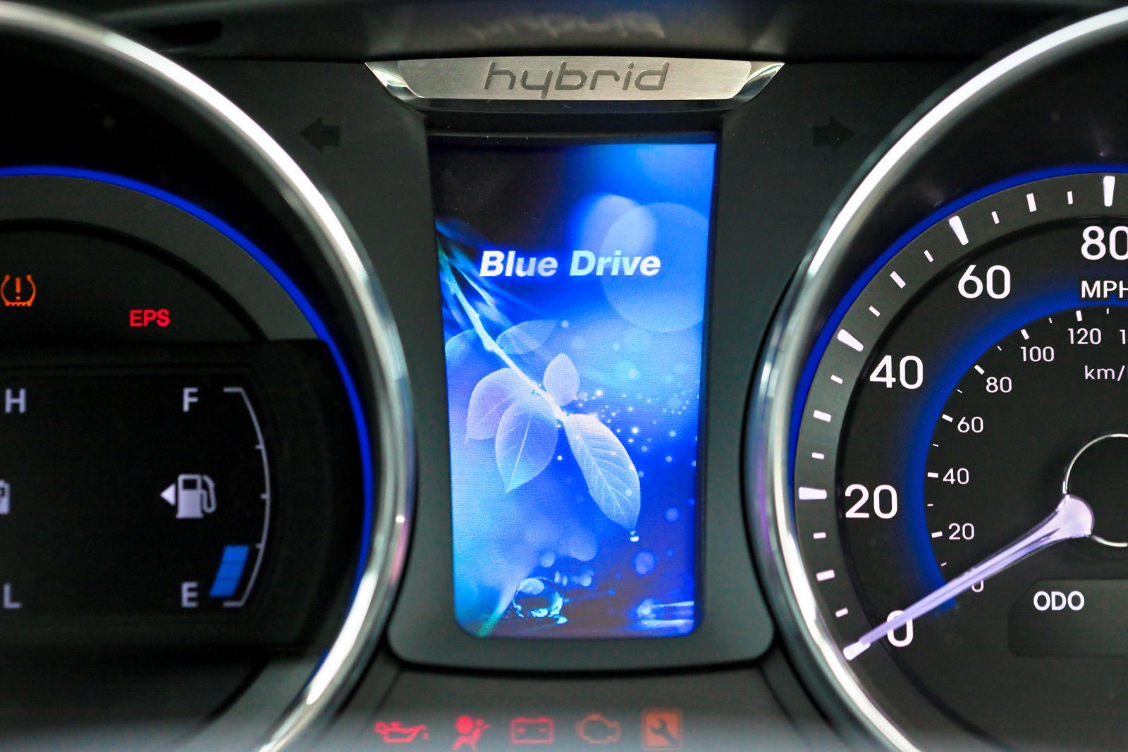 2013 Hyundai Sonata Hybrid Interior Photos | CarBuzz