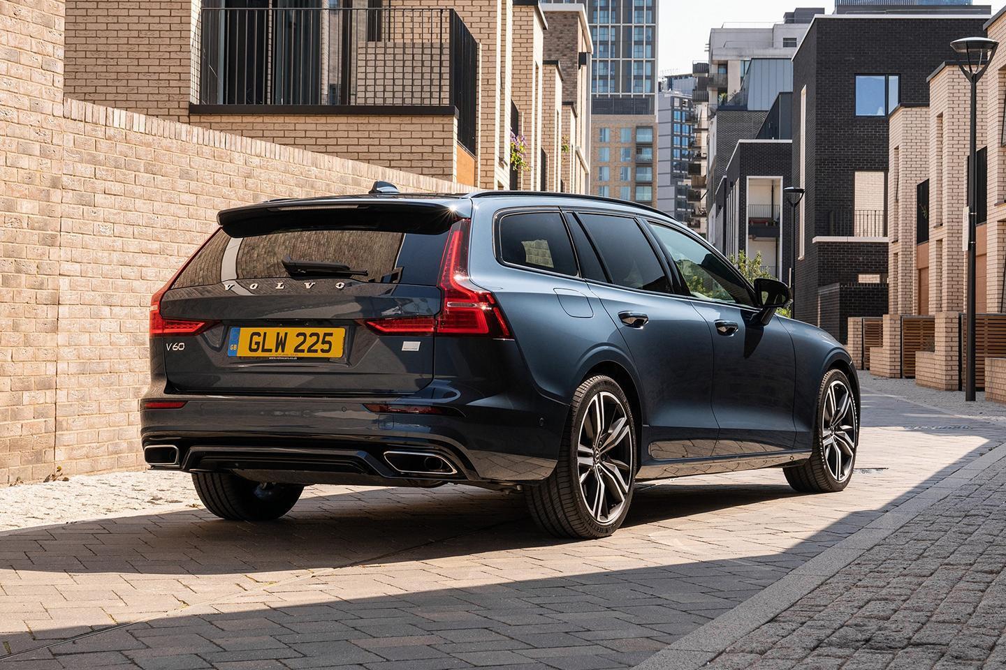 2021 Volvo V60 T6 Recharge | PH Review | PistonHeads UK