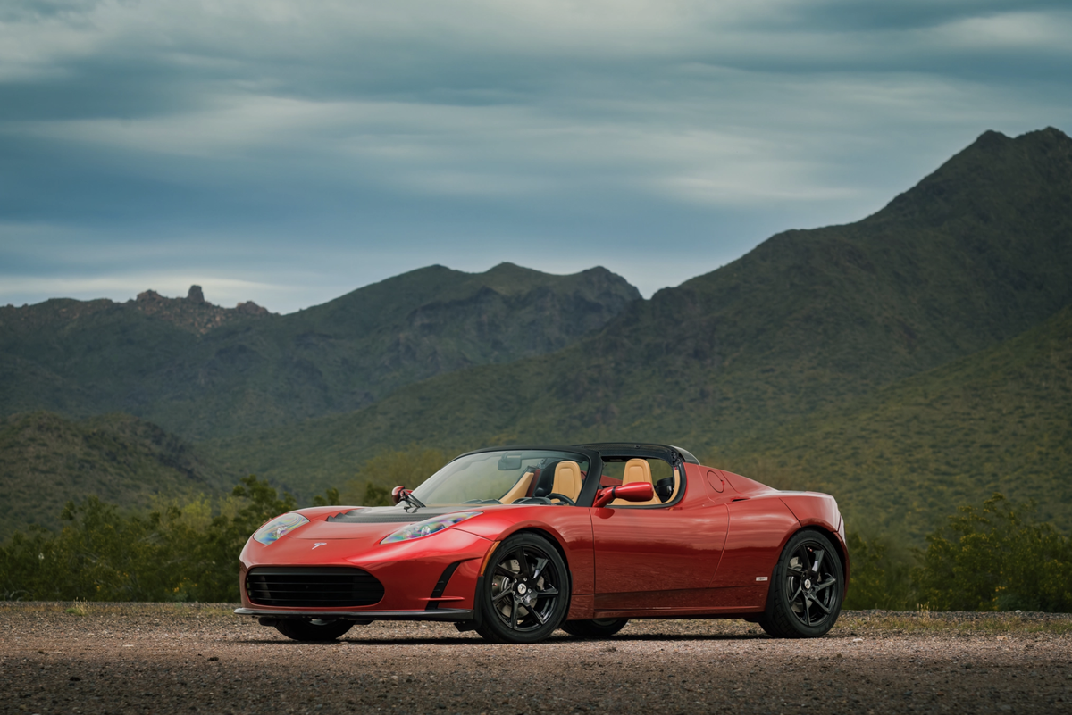 2011 Tesla Roadster Is Our Bring a Trailer Auction Pick