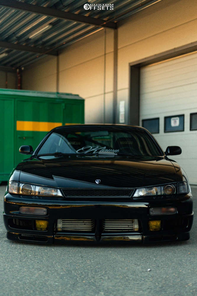 1997 Nissan 200SX with 18x9.5 2 Autostrada Modena and 215/35R18 Minerva  F205 and Air Suspension | Custom Offsets