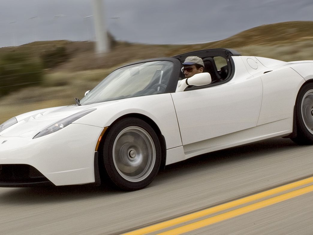 2009 Tesla Roadster: The Ultimate in Plug and Play