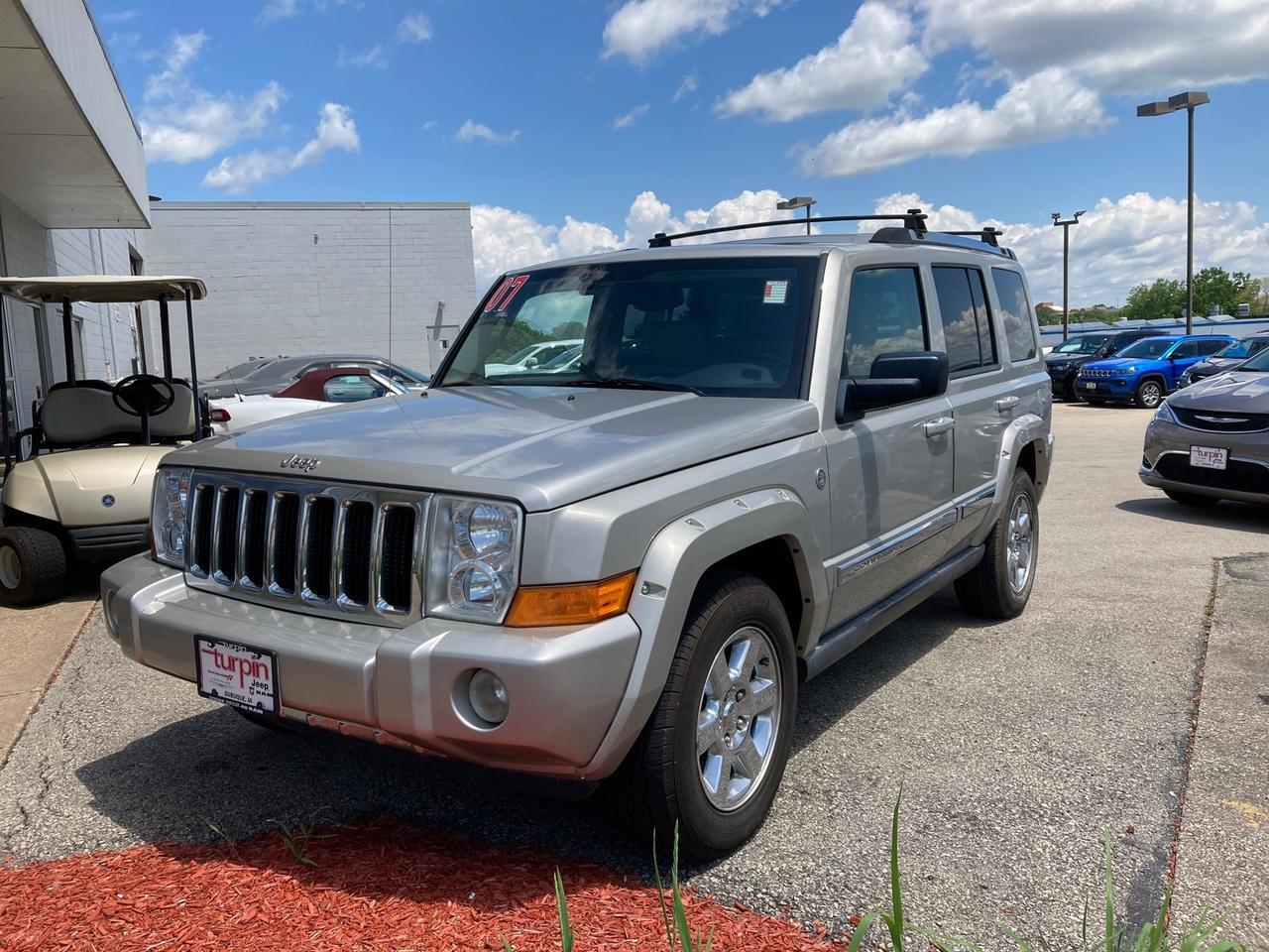Used 2007 Jeep Commander Limited in Dubuque IA