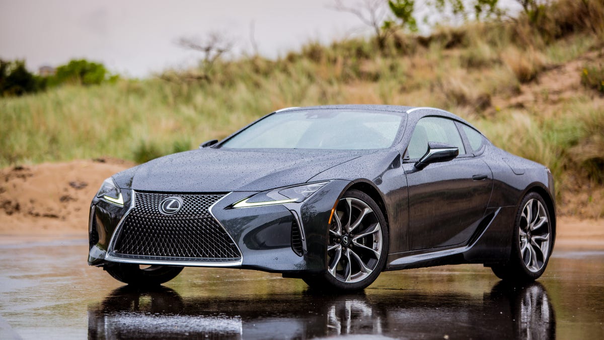 2018 Lexus LC review: 2018 Lexus LC 500: Flagship coupe packs stunning  style and performance - CNET