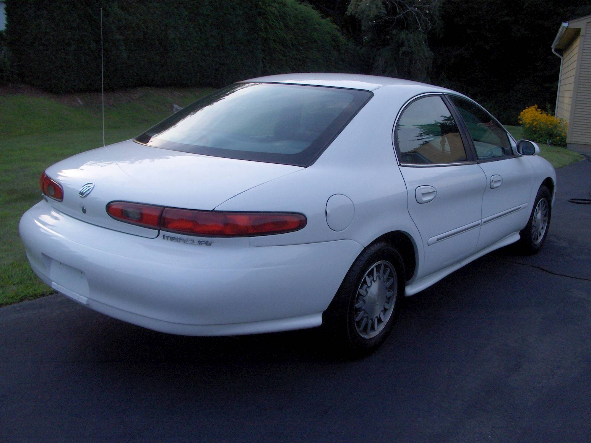 1999 Mercury Sable GS - Sedan 3.0L V6 auto