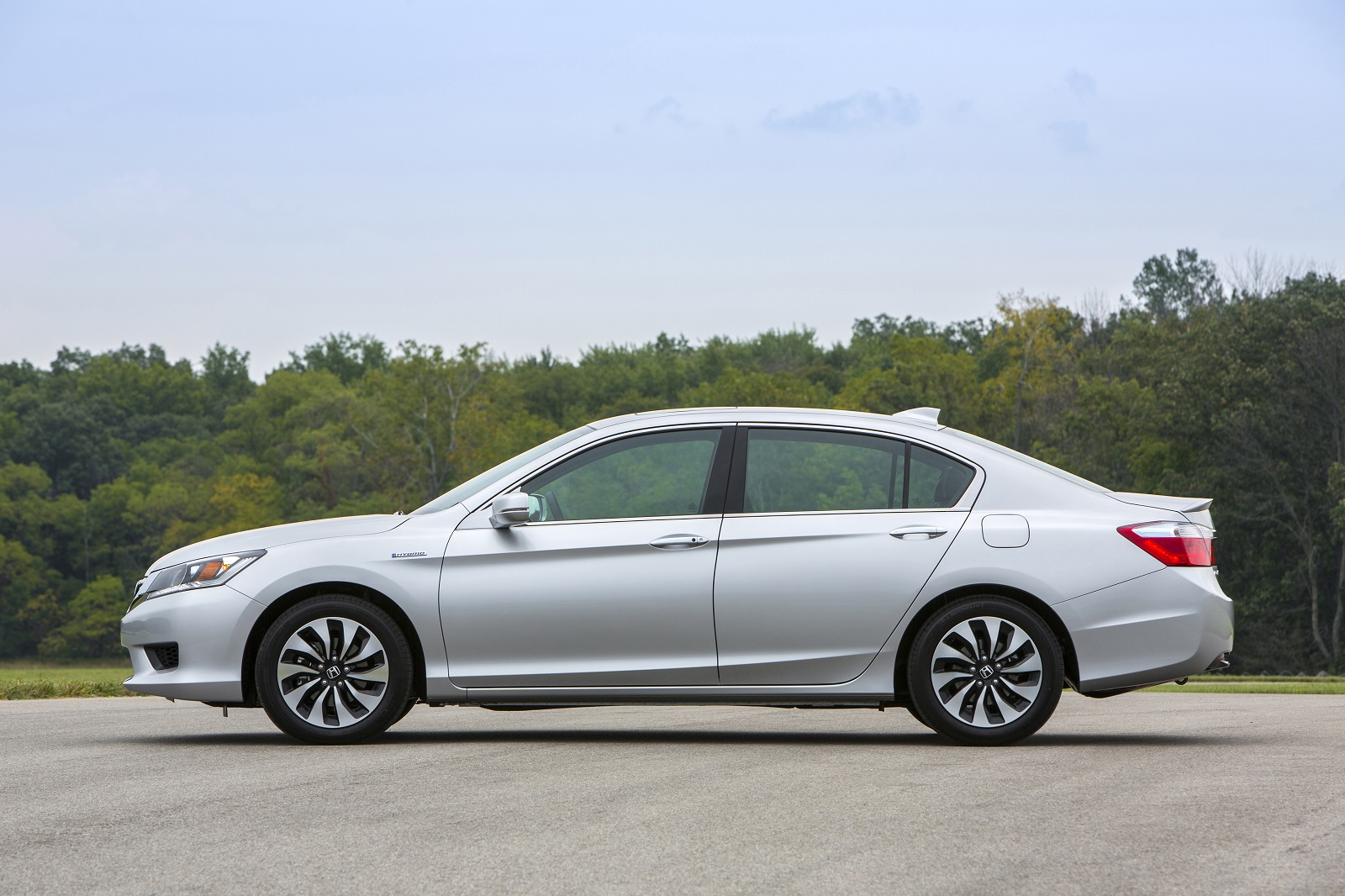 2014-2015 Honda Accord Hybrid Recalled For Electrical Problem, Disabling Of  Gas Engine