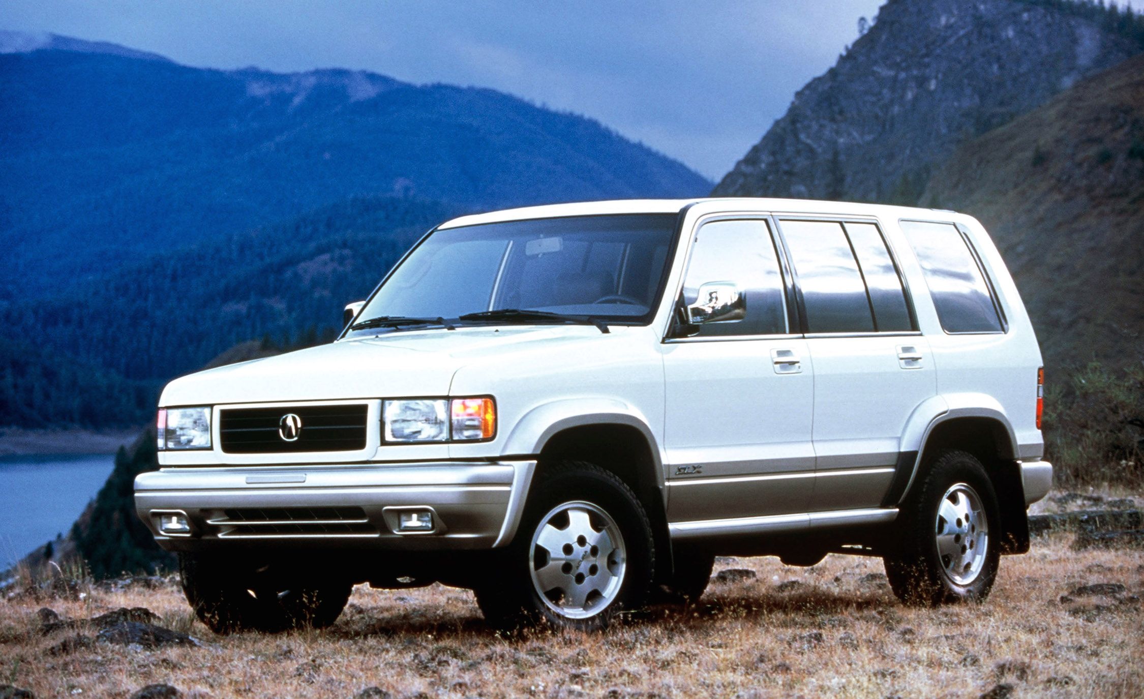 Gone without a Trace: These Are the Forgotten SUVs