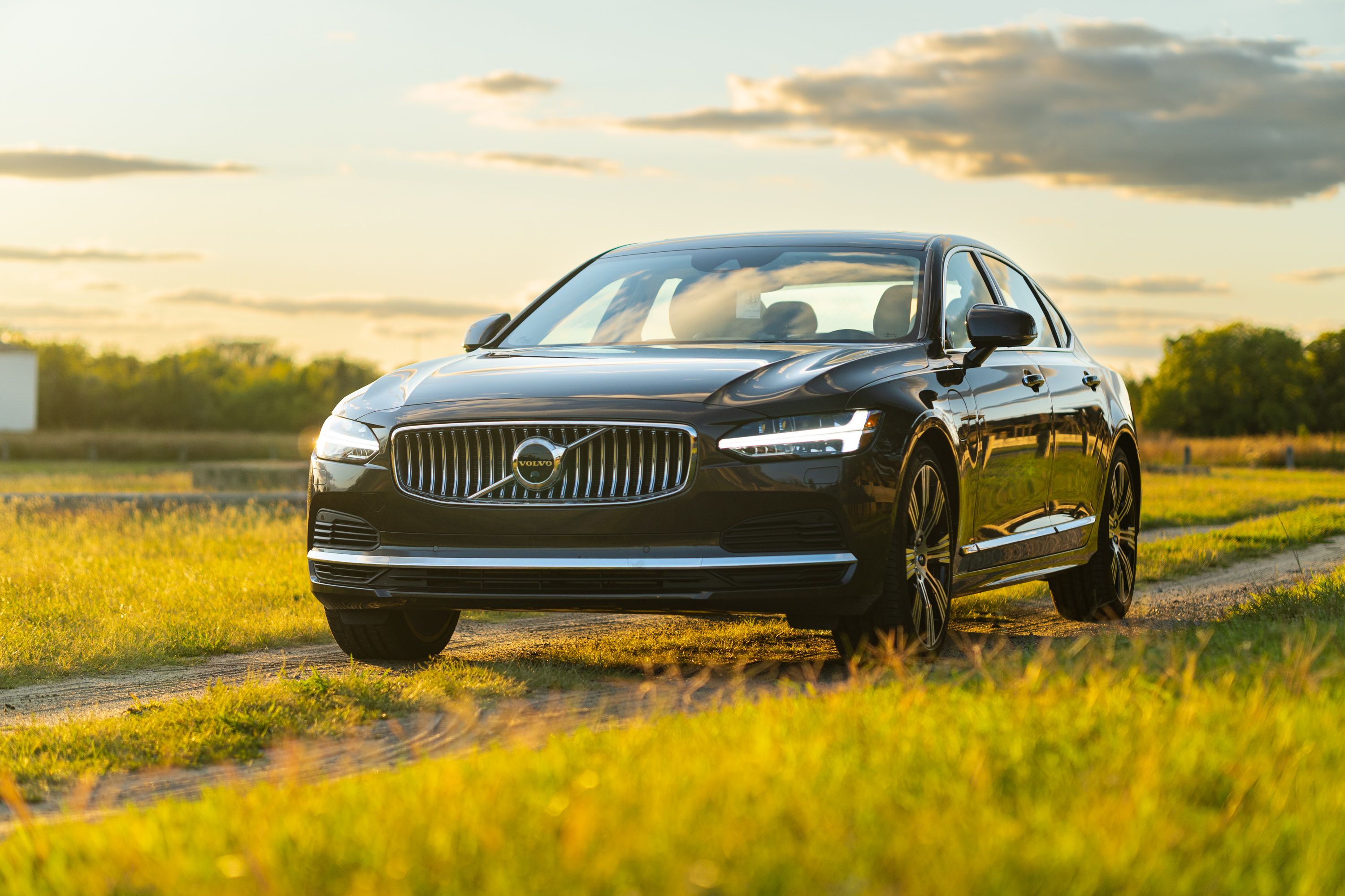 Volvo S90 Review: Frustratingly Close to Being Great
