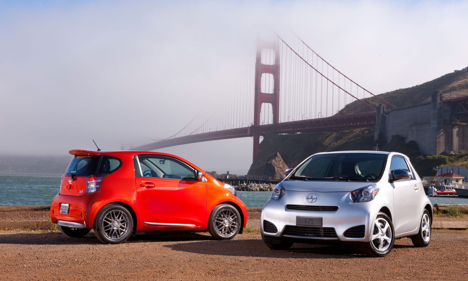 2014 Scion iQ Tackles Any Urban Challenge - Toyota USA Newsroom