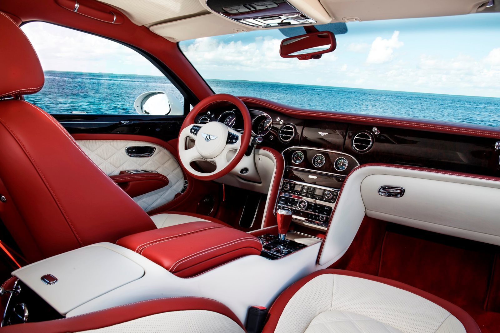 2020 Bentley Mulsanne Speed Interior Dimensions: Seating, Cargo Space &  Trunk Size - Photos | CarBuzz