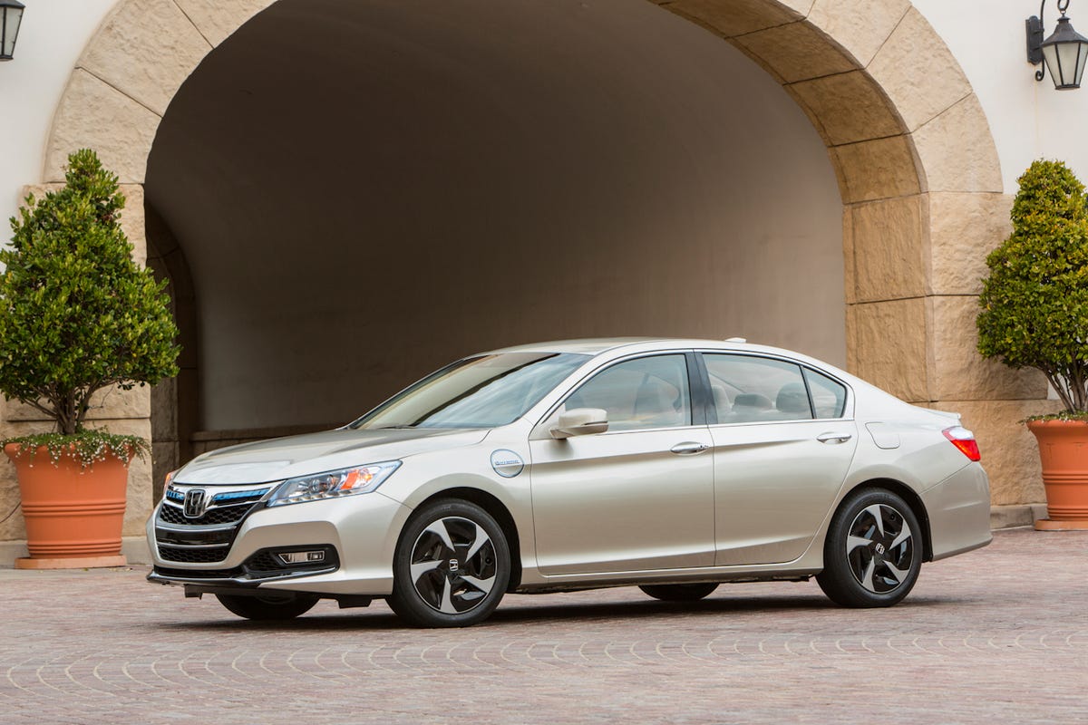 See the 2014 Honda Accord Plug-in Hybrid (pictures) - CNET