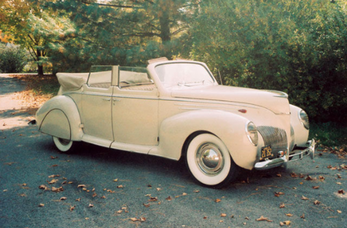 Car of the Week: 1939 Lincoln-Zephyr - Old Cars Weekly