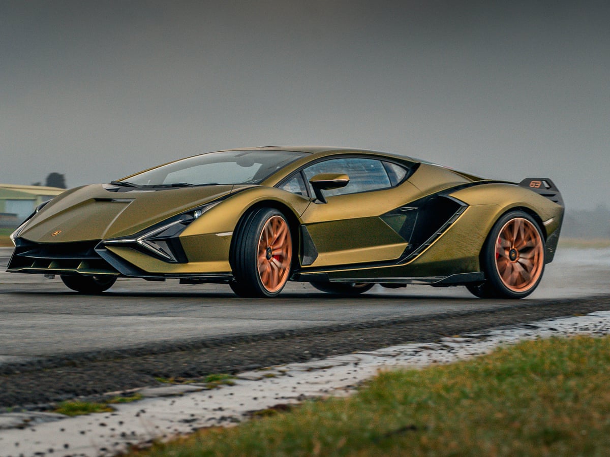 Lamborghini plans to electrify entire range by 2024 | Automotive industry |  The Guardian