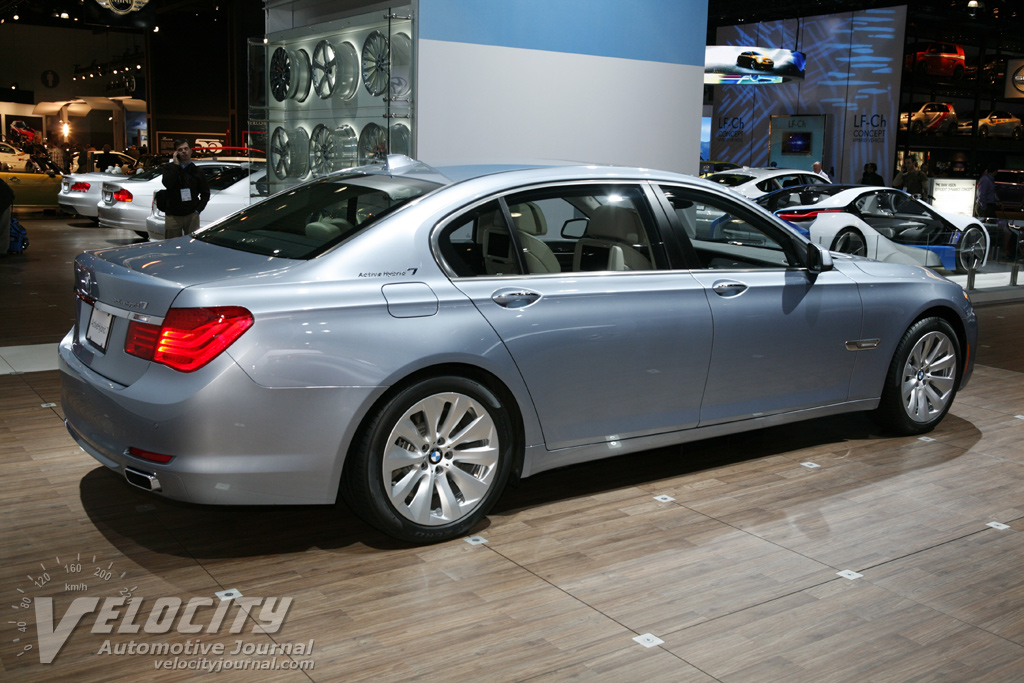 2015 BMW 7-Series pictures