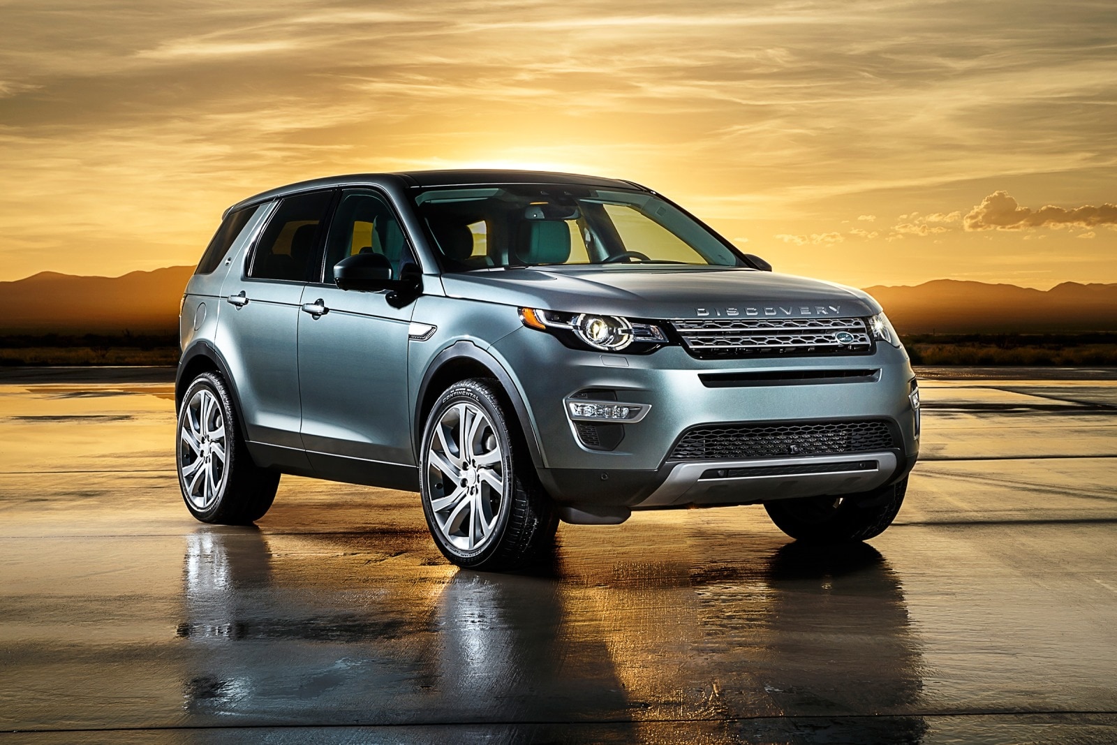 2017 Land Rover Discovery Sport Review & Ratings | Edmunds