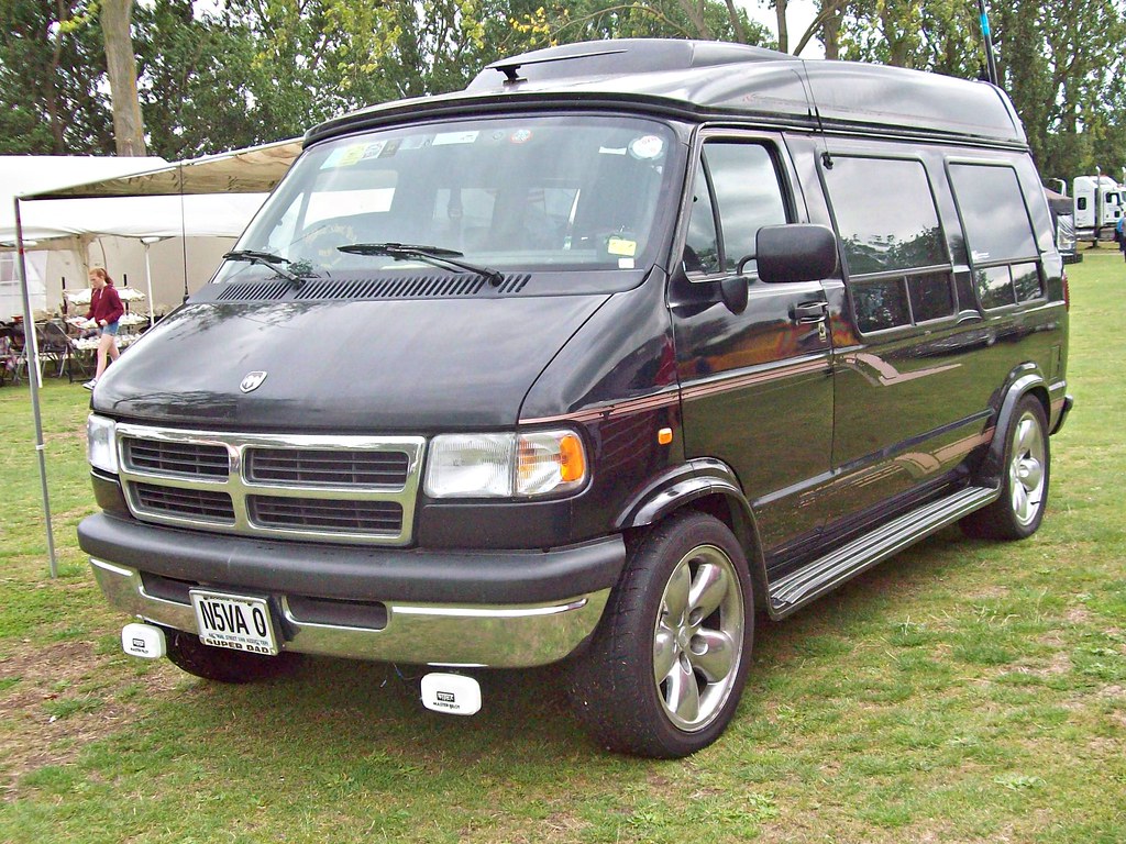 306 Dodge RAM Wagon (3rd Gen) (1996) | Dodge RAM Van (3rd Ge… | Flickr