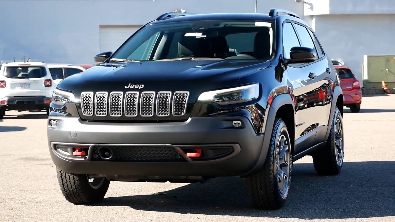 5 Reasons Why You Should Buy A Jeep Cherokee Trailhawk in 2023 - Quick  Buyer's Guide - YouTube