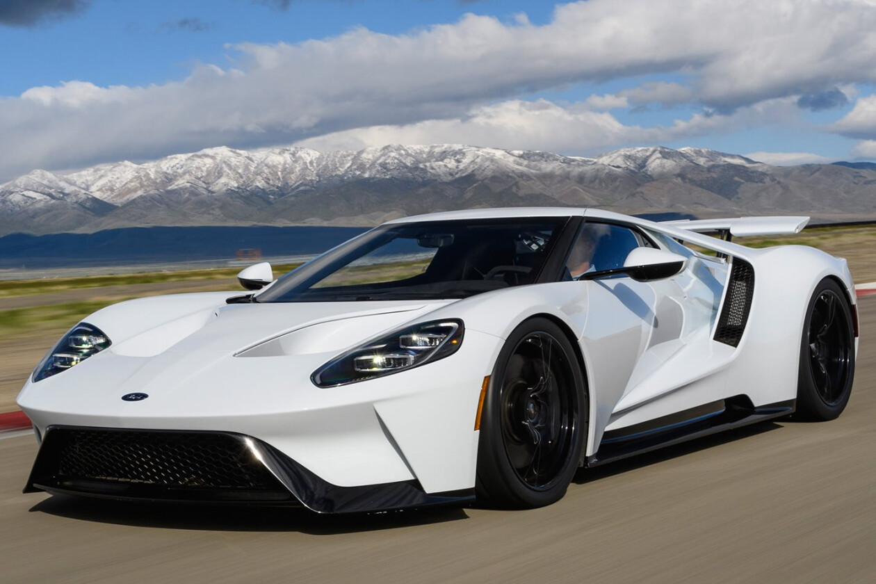 2017 Ford GT review