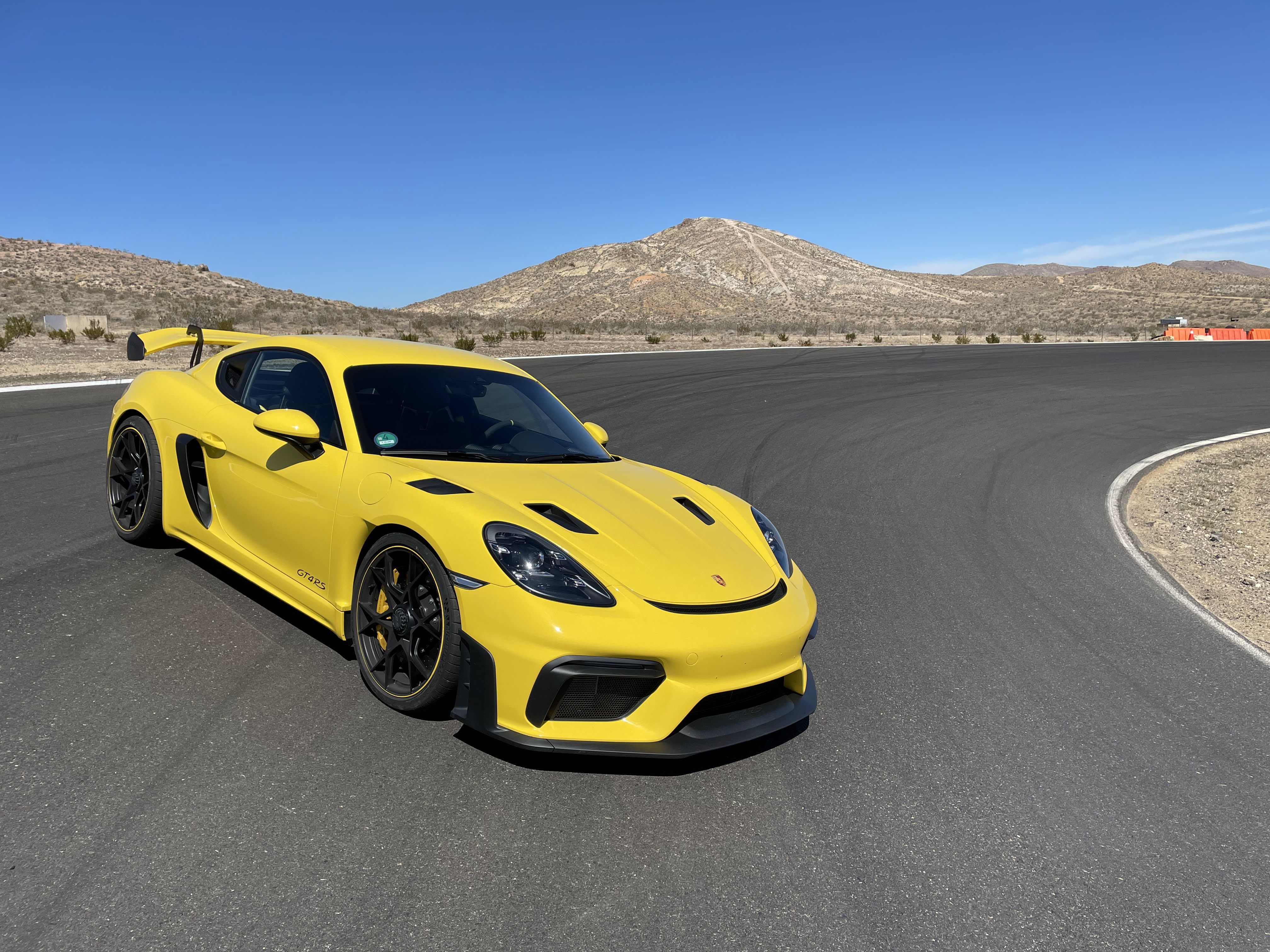 Review: The 2022 Porsche 718 Cayman GT4 RS isn't meant for most drivers,  but a madman with a mission - The Globe and Mail