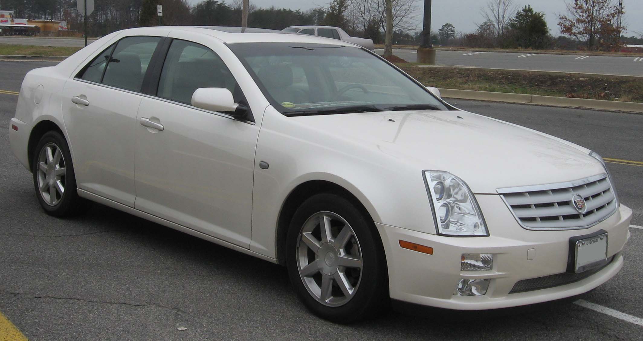 File:2005-2007 Cadillac STS.jpg - Wikimedia Commons