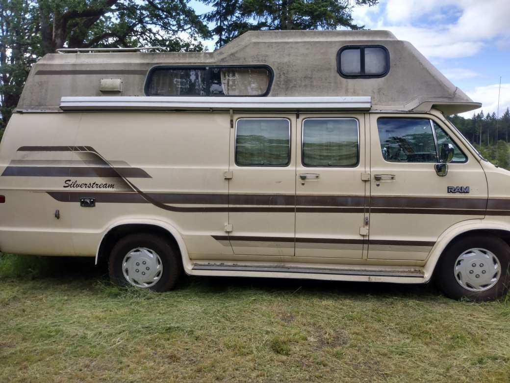 How reliable are these 1989 Dodge Ram van B250's? This particular one has  88,000 miles on it and what would you price a van like this? I can't find  much info on