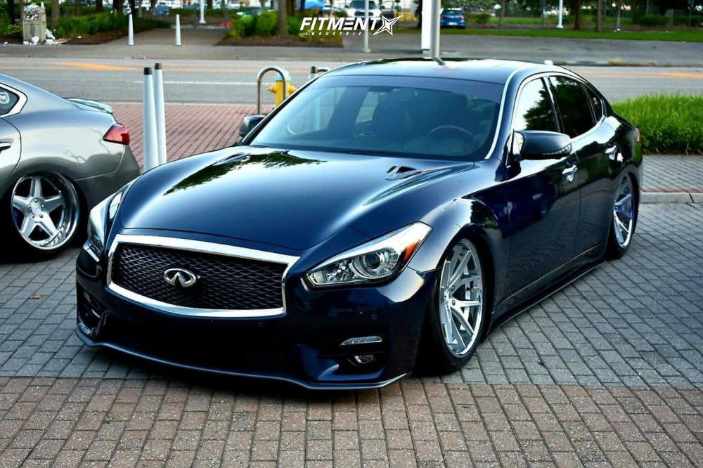 2019 INFINITI Q70 Sport with 20x10.5 Ferrada FR2 and Toyo Tires 275x40 on  Air Suspension | 1838019 | Fitment Industries