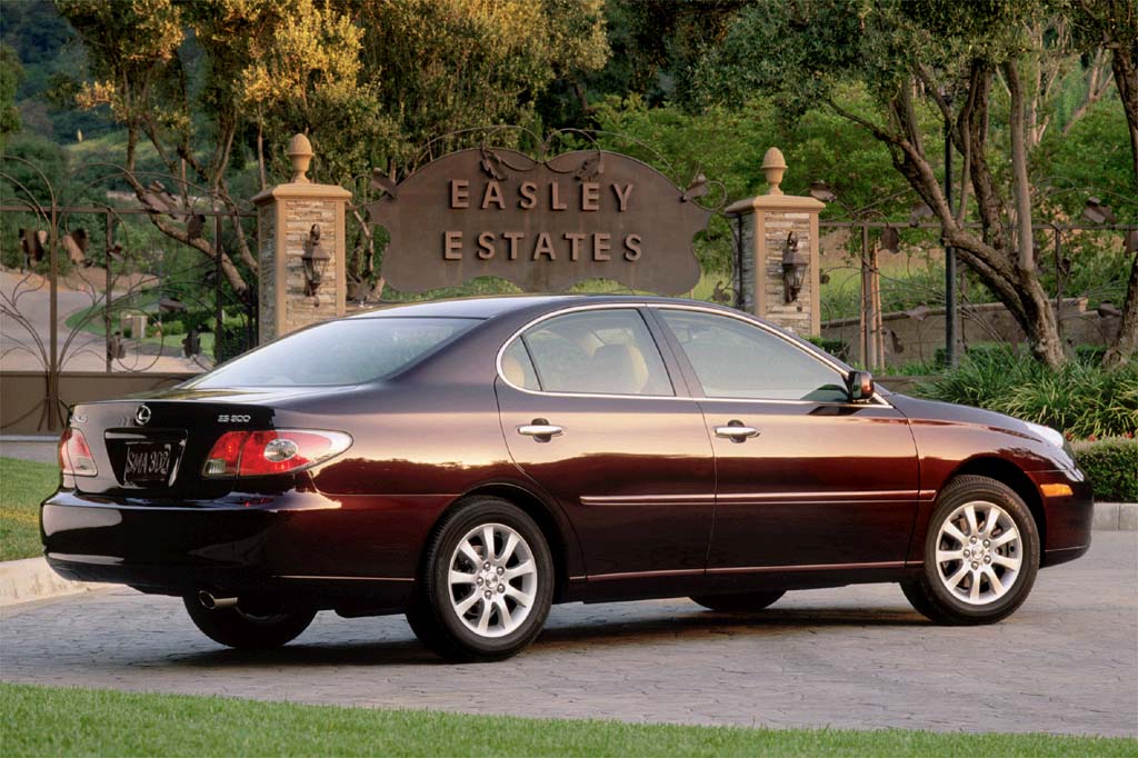 2002-06 Lexus ES 300/ES 330 | Consumer Guide Auto