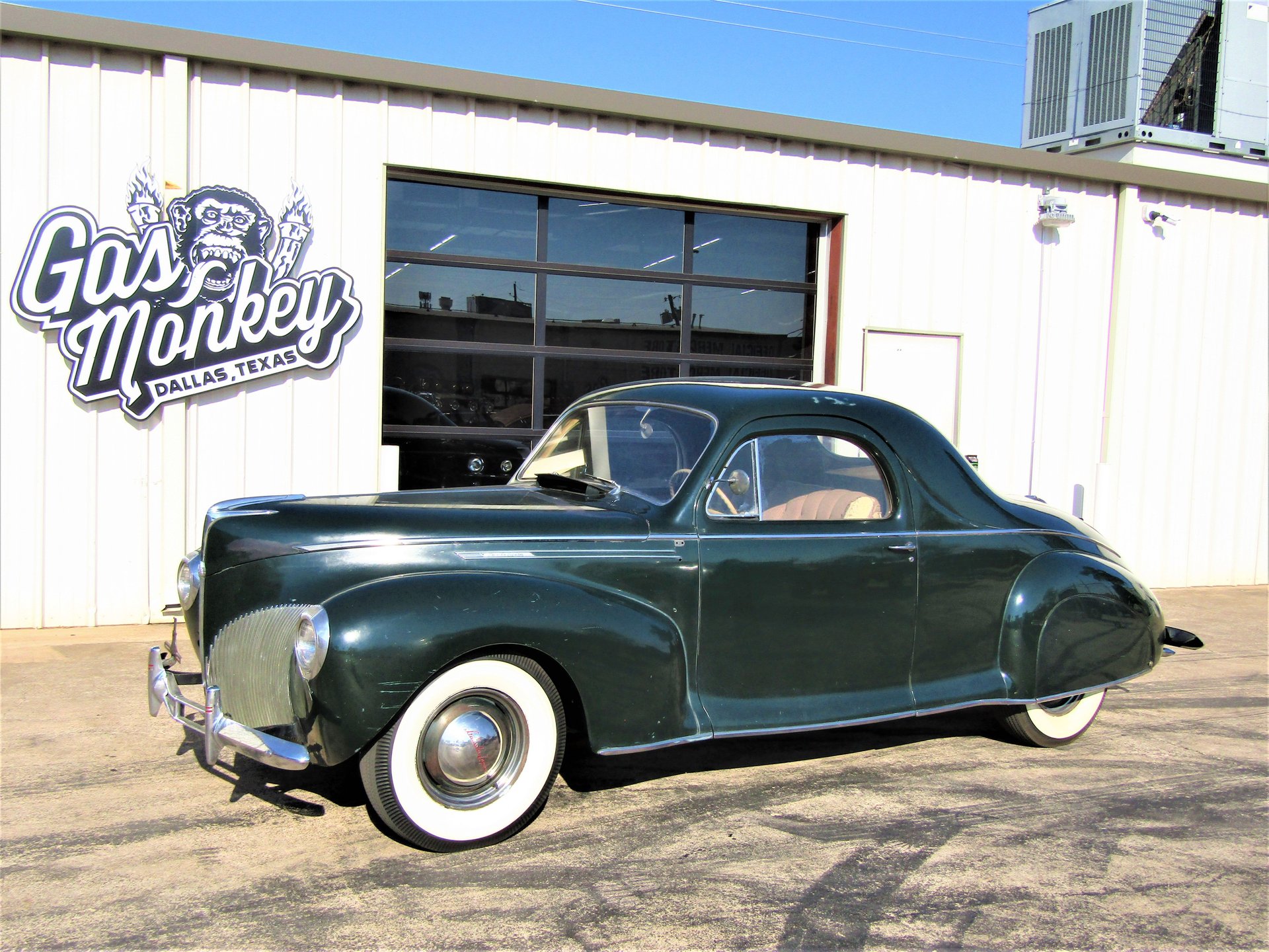 1940 Lincoln Zephyr | Gas Monkey Garage