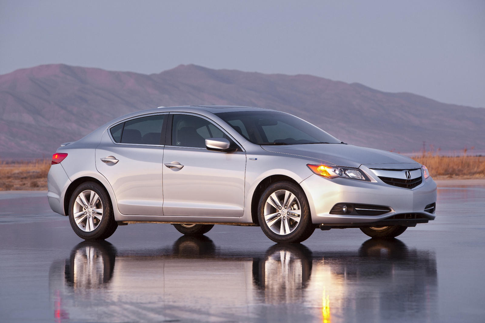 2014 Acura ILX Hybrid: Review, Trims, Specs, Price, New Interior Features,  Exterior Design, and Specifications | CarBuzz