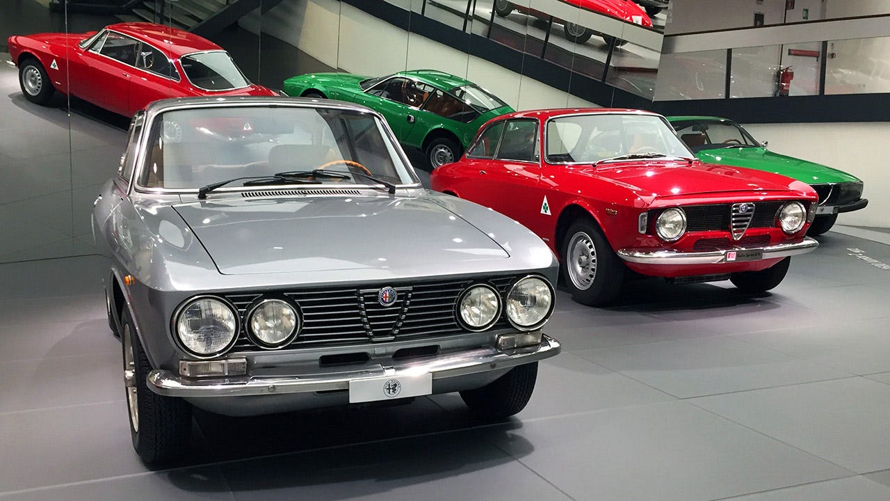 The Story Of The Fantastic Alfa Romeo Giulia GT Coupés | by Matteo Licata |  Roadster Life | Medium