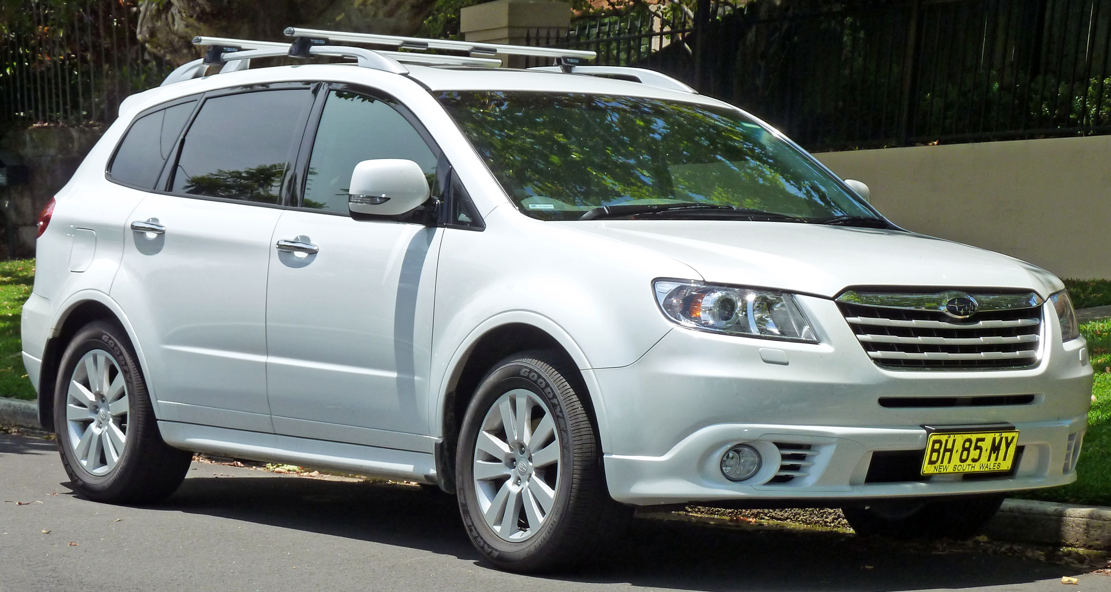 File:2007-2010 Subaru Tribeca (B9) R Premium Pack wagon (2011-01-05).jpg -  Wikimedia Commons