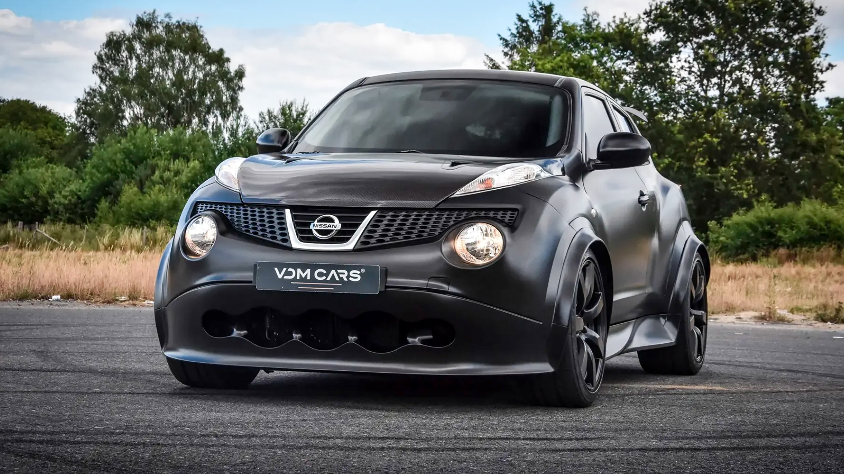 This Nissan Juke-R can be yours for $719,579 | evo