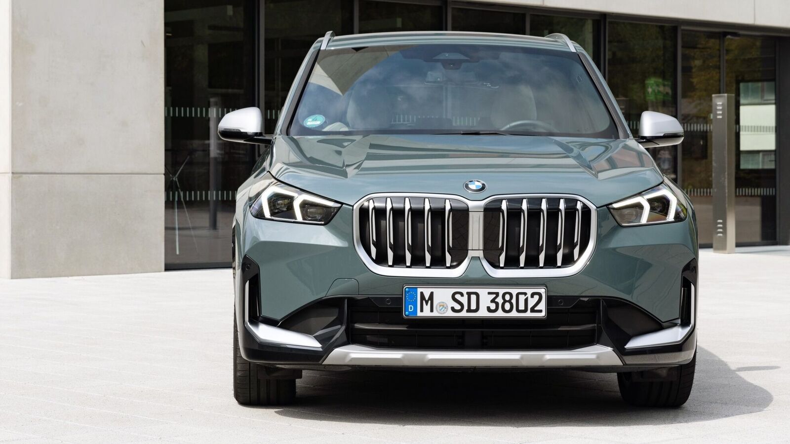 In pics: 2023 BMW X1 looks meaner than ever | HT Auto