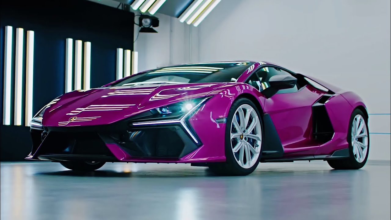2024 Lamborghini Revuelto PRODUCTION In Italy - YouTube