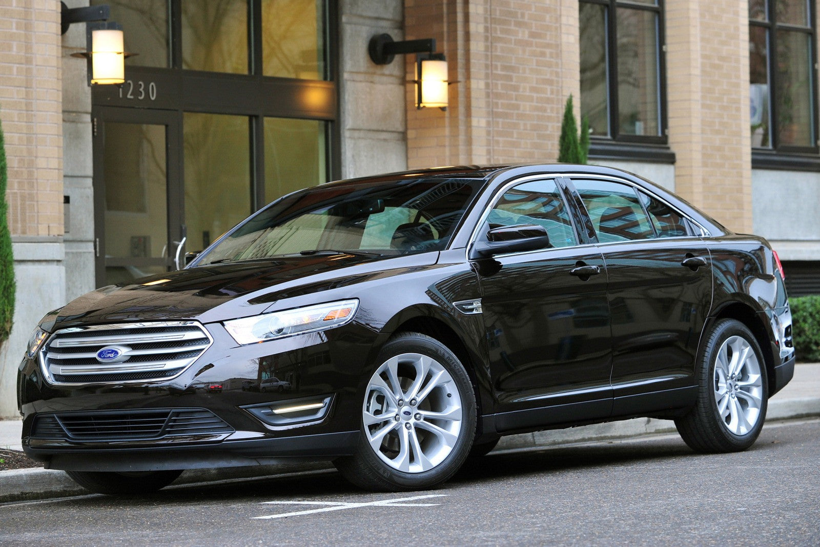 2016 FORD TAURUS - Automotive Science Group