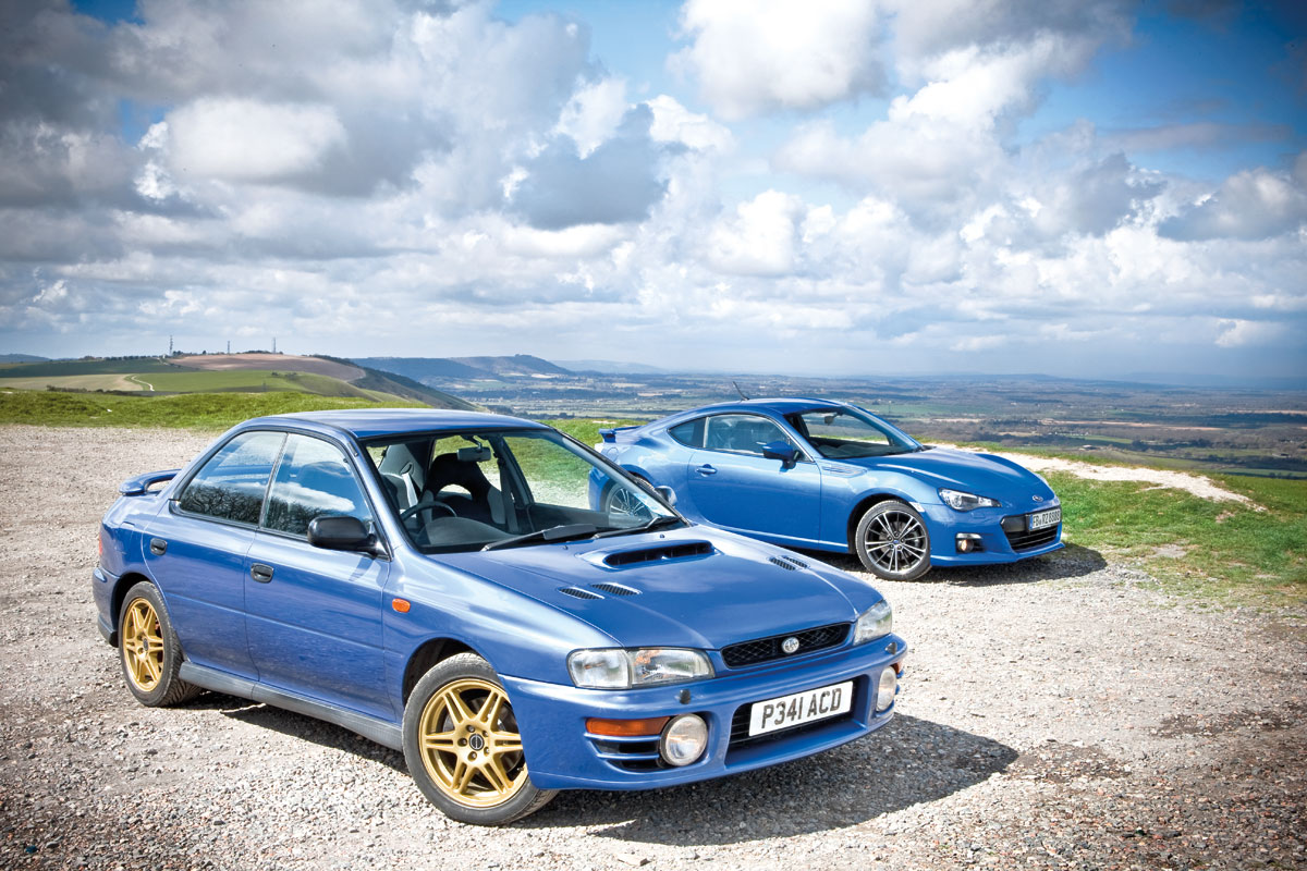 Subaru BRZ vs Subaru Impreza 2000 Turbo | evo