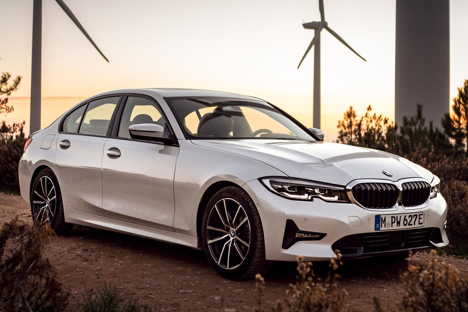 2022 BMW 3 Series Hybrid: Review, Trims, Specs, Price, New Interior  Features, Exterior Design, and Specifications | CarBuzz