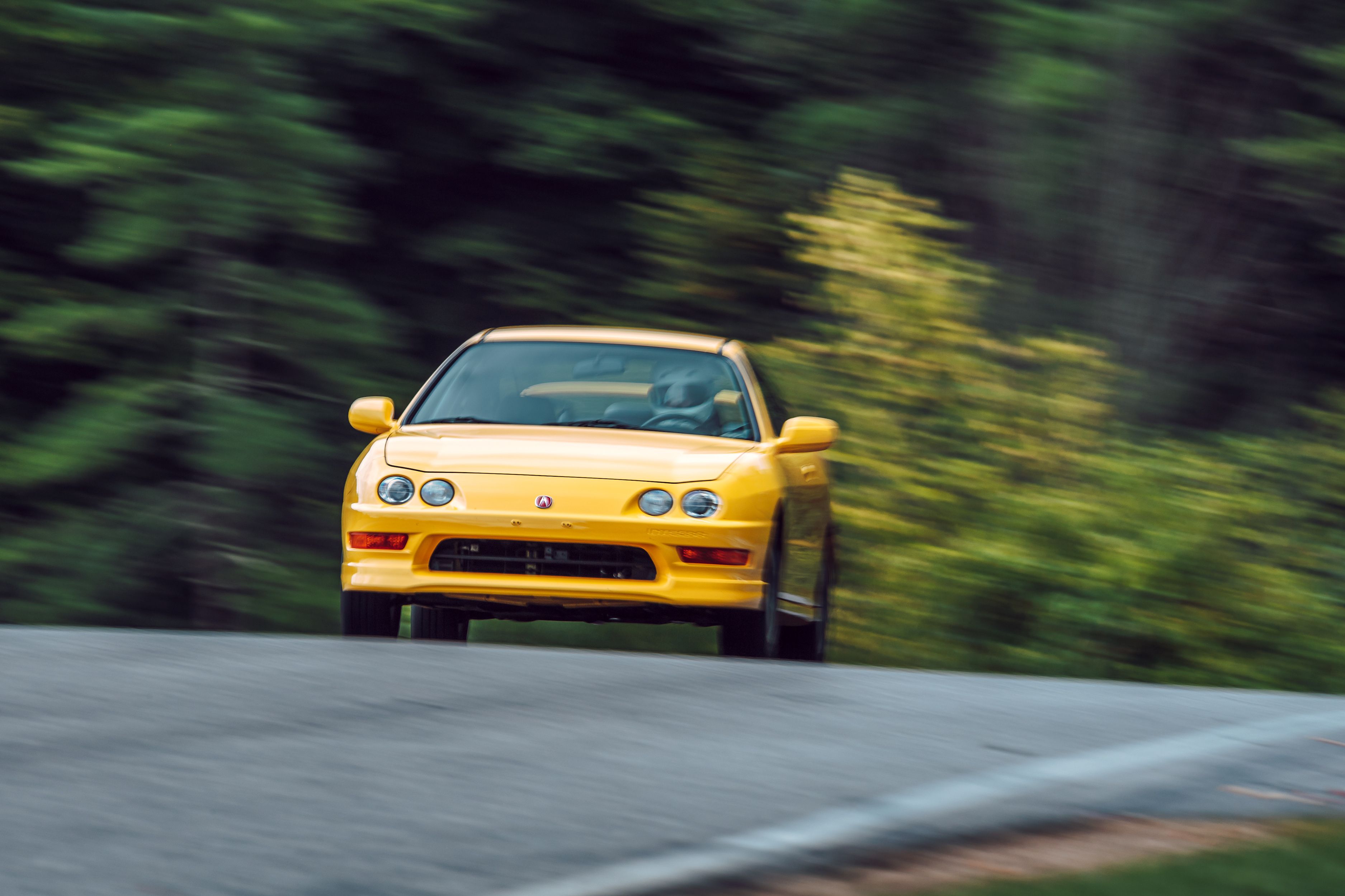 Acura Integra Type R Lives Up to Every Teenage Dream
